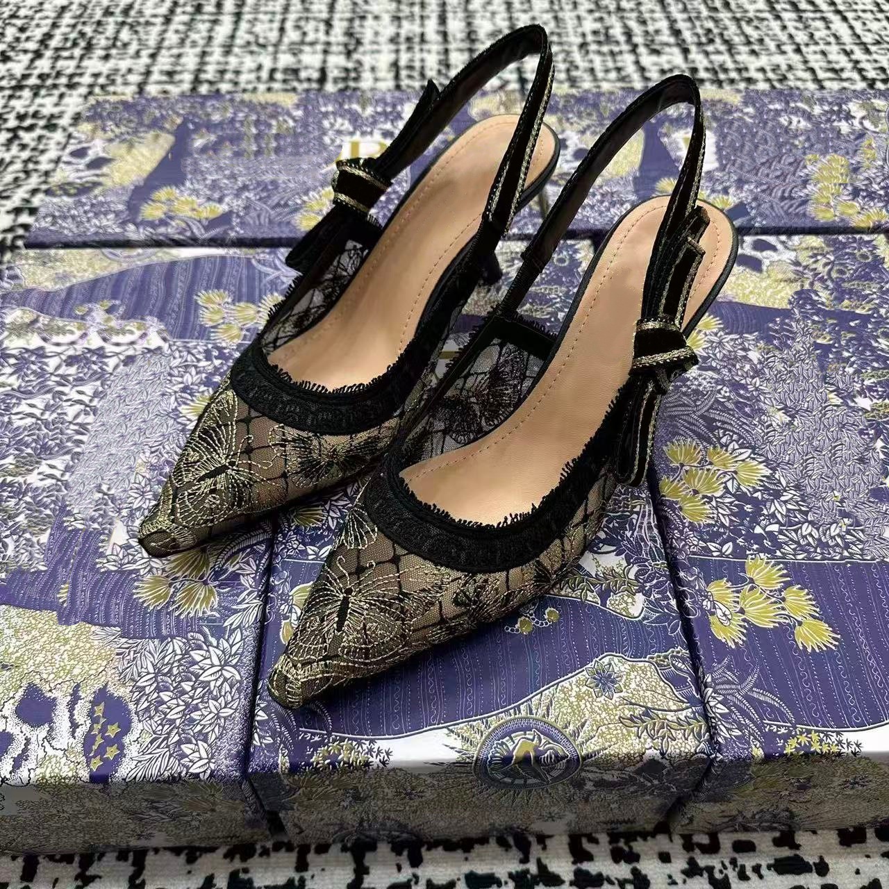 High-End~Cross-Border Top Quality Cat-Heel For Women D New Model Embroidered Knit Backless Closed-Toe Shallow Sandals With Butterfly_vogvips.com