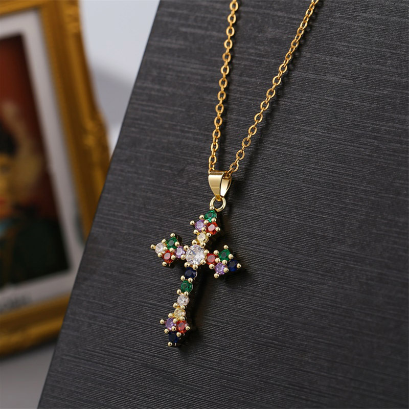 Colorful Cross Copper Inlaid Zirconium Necklace display picture 4