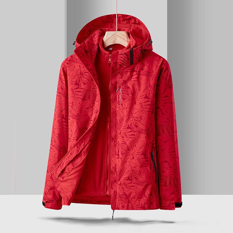 Otoño e invierno pareja ropa al aire libre tres en uno chaqueta de hoja de arce polar interior a prueba de viento impermeable ropa de Montañismo al por mayor