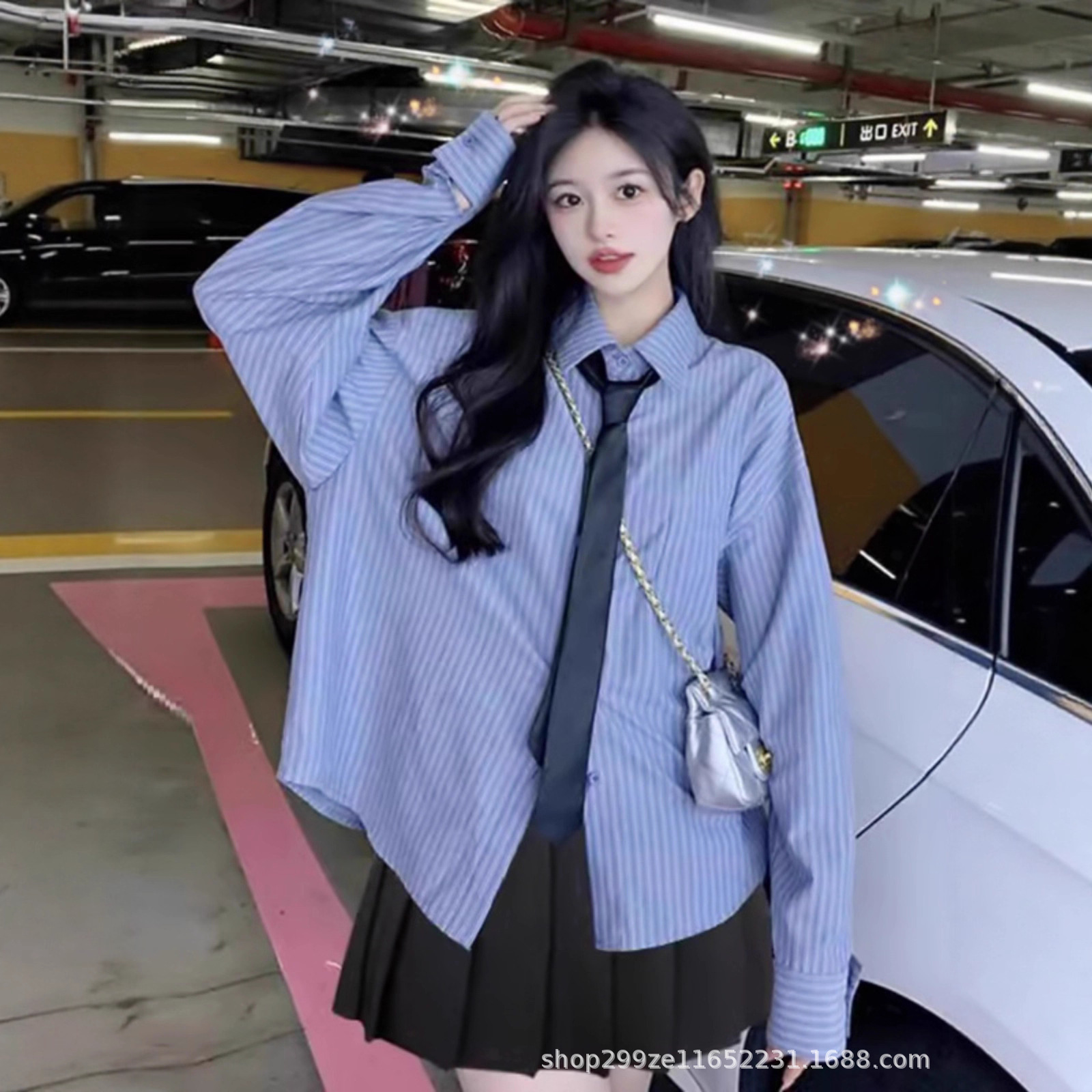 College Style Blue Stripesd Shirt for Women in Early Autumn, High-End Western Style Top, Long-Sleeved Shirt, Jk Uniform Suit