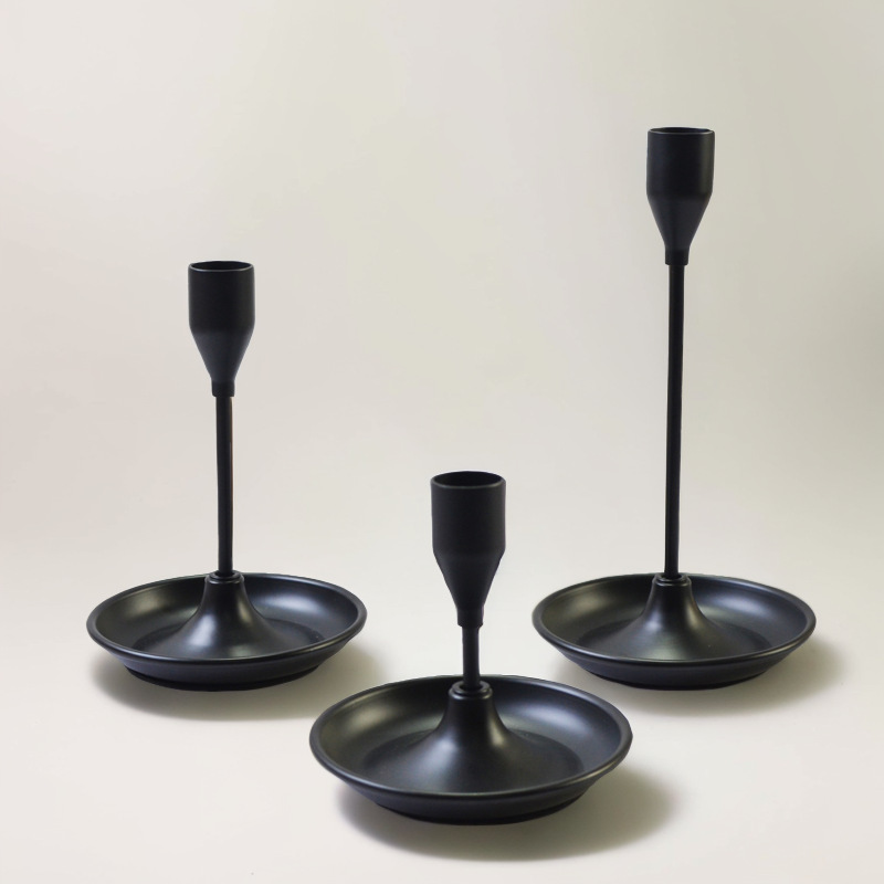 Cross-border Internet celebrity Nordic iron candle holder three-piece set simple black Western candle holder ornaments one piece drop shipping
