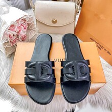 D�ҷ�ʽ�����U��һ����Ů��ĸ���⴩�¿�ƽ��ƽ��¶ֺ��Ь�i����