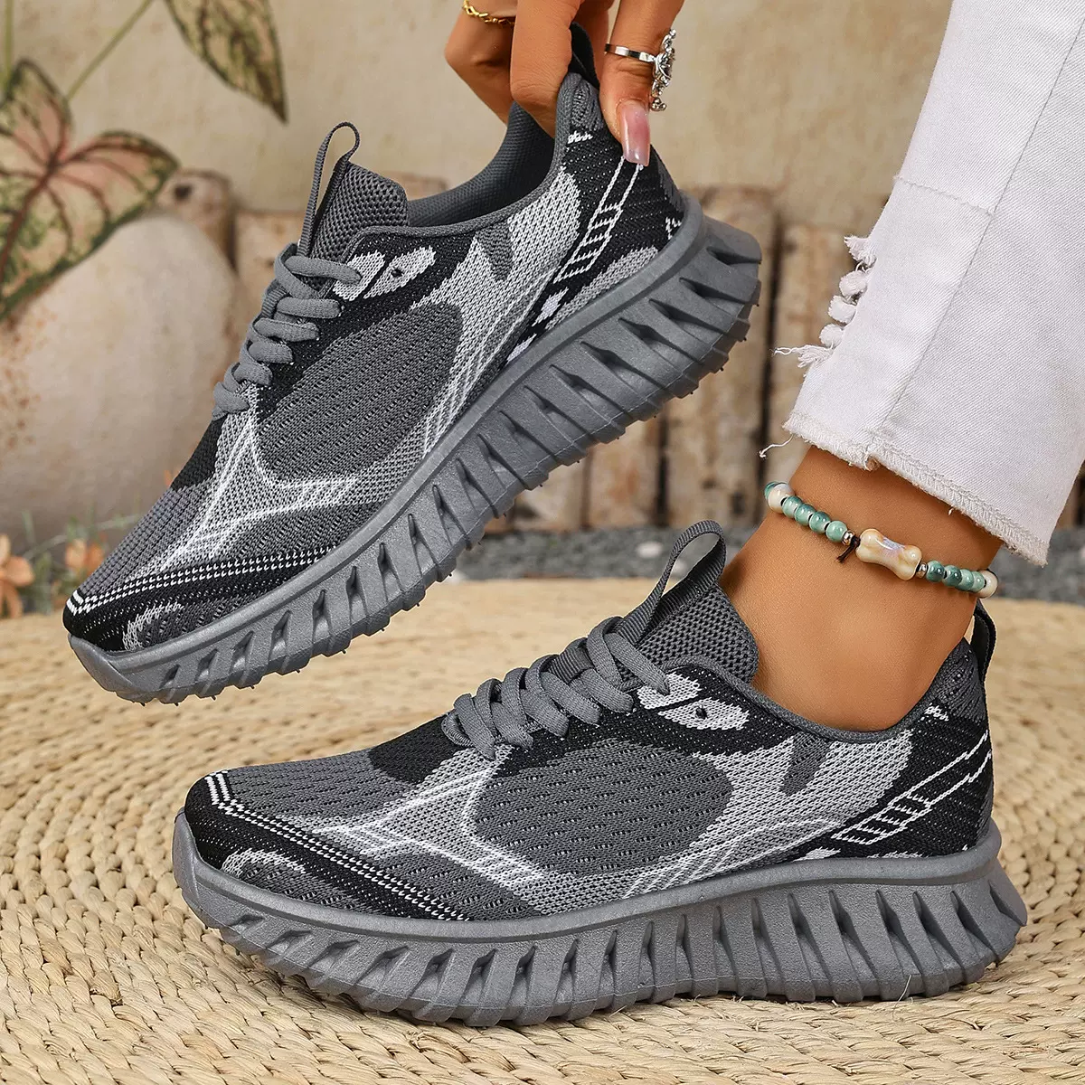 跨境2026鞋子女春秋新款时尚厚底百搭运动单鞋舒适软底休闲鞋女鞋