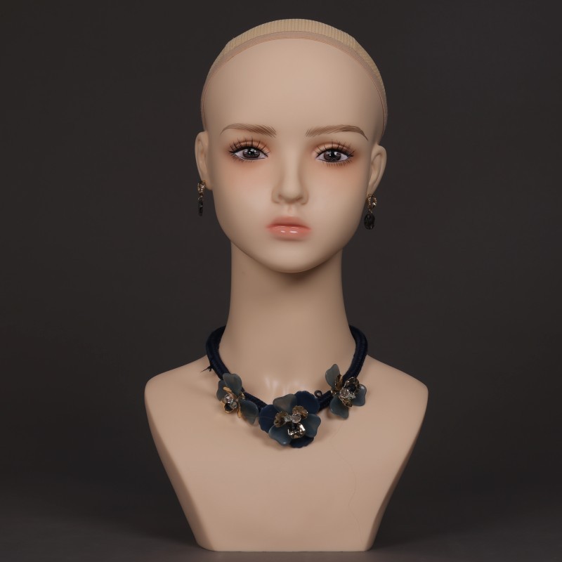 かつらのモデルの頭cos古風の頭のモデルのアニメの偽の人の頭のイヤリングのネックレスのアクセサリーは写真を撮って半身を展示して道具を展示します。|undefined