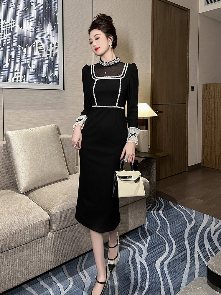 Đầm maxi nữ thắt eo kiểu Hepburn cổ tròn đính hạt — Màu đen