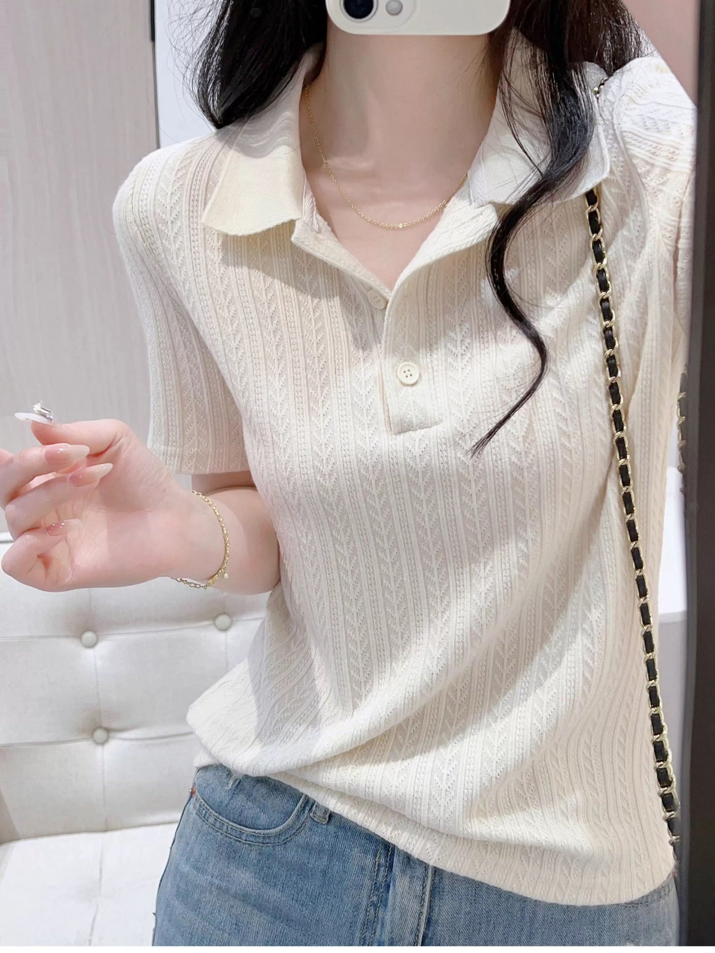 Áo polo nữ ngắn tay dáng ôm, cổ bẻ, phom chuẩn, thiết kế tôn dáng — màu đen