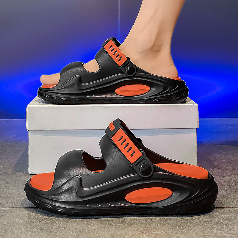 Pantuflas nuevo estilo de verano para hombres, conducción deportiva, sandalias de gran tamaño, suela gruesa, aumento de la sensación antideslizante de pisar heces, chanclas para hombres