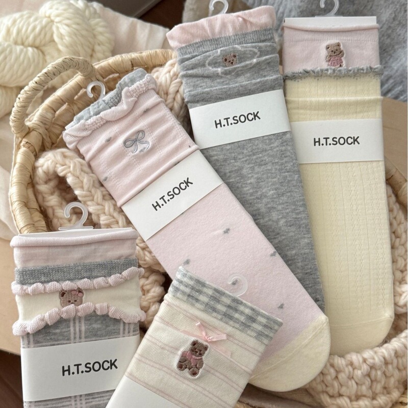 Gray-pink embroidered bear slouch socks~ Autumn cute girl mid-calf socks, Korean style bow striped ins socks