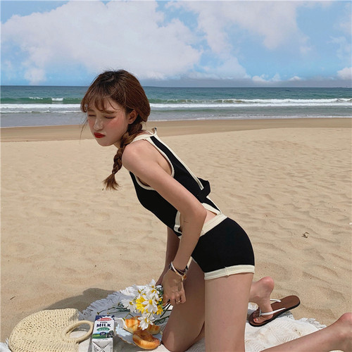 Cross-border wholesale new hot spring backless belly-covering black one-piece fashion conservative student backless swimsuit for women