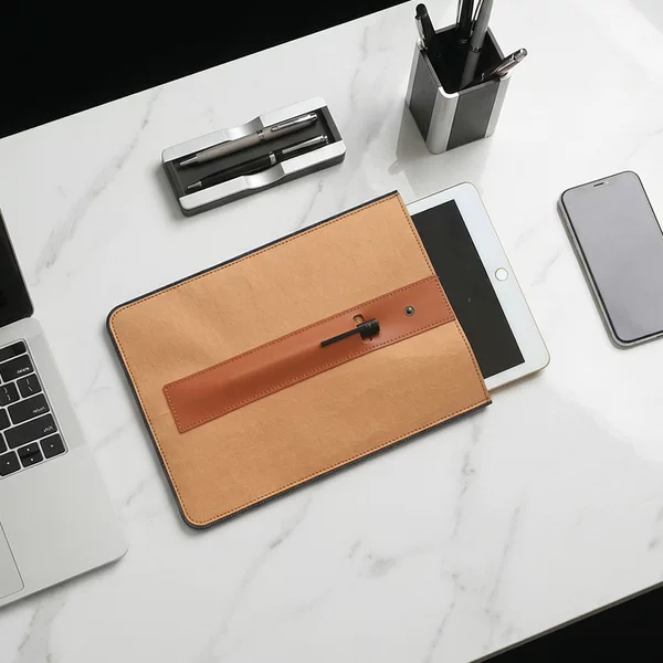 Vintage Matte Leather Laptop Flat Bag with Pen Clip Protective Case Computer Notebook Cover Custom