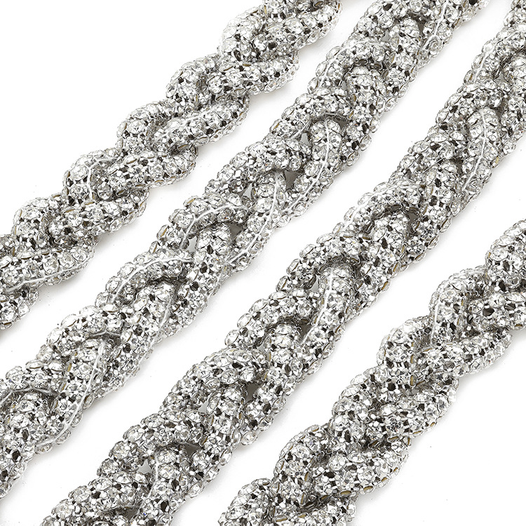 Nueva cuerda trenzada DIY con diamantes de imitación de 3 mm y 4 filas para decoración transfronteriza - Cuerda de diamantes de imitación en forma de campana para accesorios de ropa DIY, decoración de zapatos y accesorios para bolsos image 3