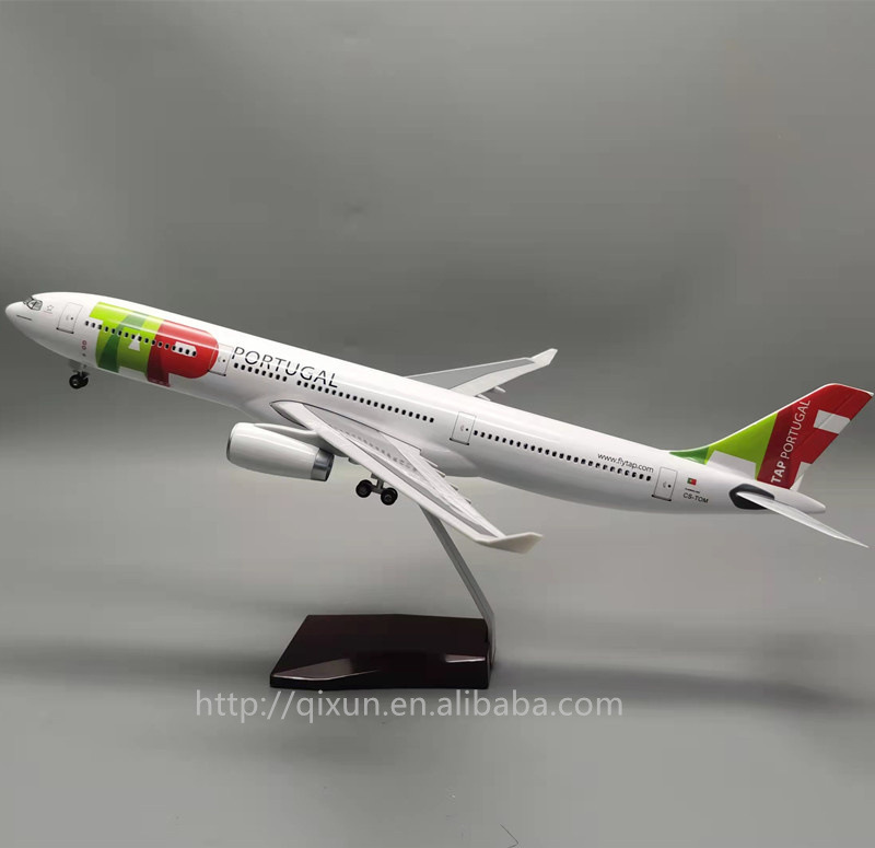 Emirates Scale 1:160 46cm A380 Emirates Modelo de avión de simulación ligera