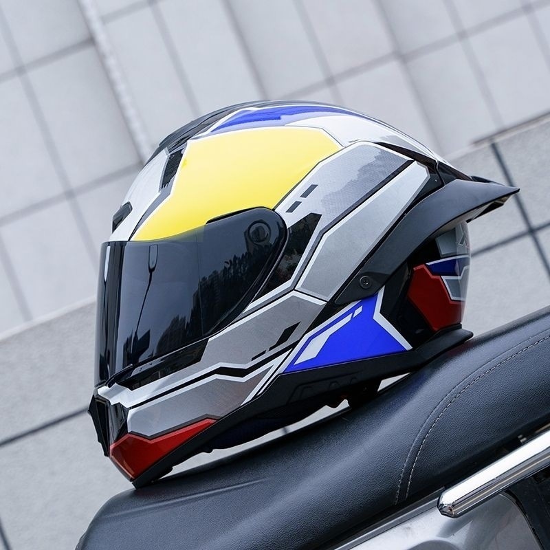 オートバイヘルメット男性と女性のフルフェイス夏オートバイガンダムパーソナライズされた大型テールウィング Bluetooth 3C 認証国家標準 A|undefined