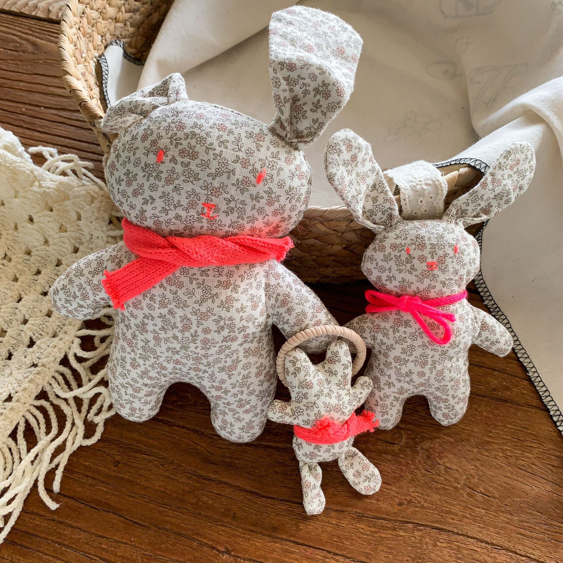 Sugar Pear ropa para niños niñas muñecas de conejo muñecas 2025 nuevo lindo muñeca de tela para niños juguetes para bebés