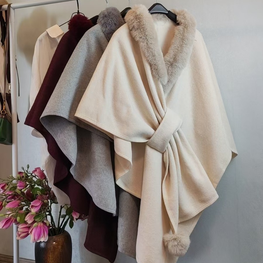 Trendy Autumn and Winter New Scarf Shawl Cape with Fur Collar and Pom-Poms, Knitted Cardigan Cape with Semi-Circular Pom-Poms