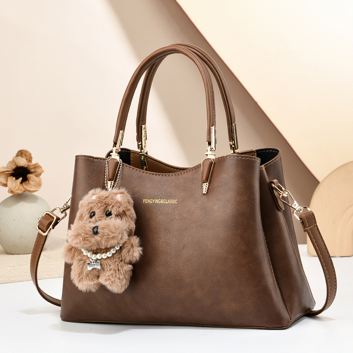 Bolso de mano de gran capacidad 2025 nueva moda mochila casual muñeca de dibujos animados colgante mochila bolsas transfronterizas