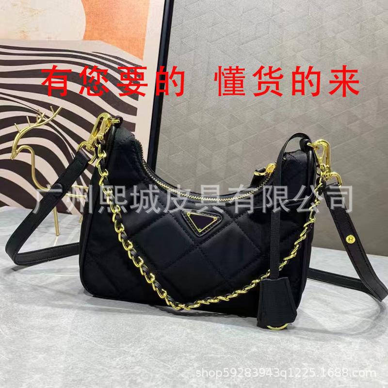 ヨーロッパとアメリカのファッション本革バゲットバッグ女性のサドルバッグ小さな香りのシープスキンチェーンメッセンジャー老眼バッグ秋と冬の新しいスタイル|undefined