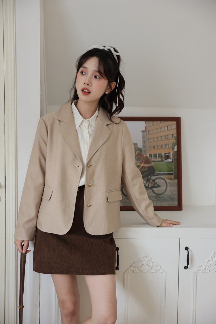 Simple French-style Short High-end Elegant For Women, New Spring Collection, Versatile Blazer With A Suit Collar_ecoleips.com