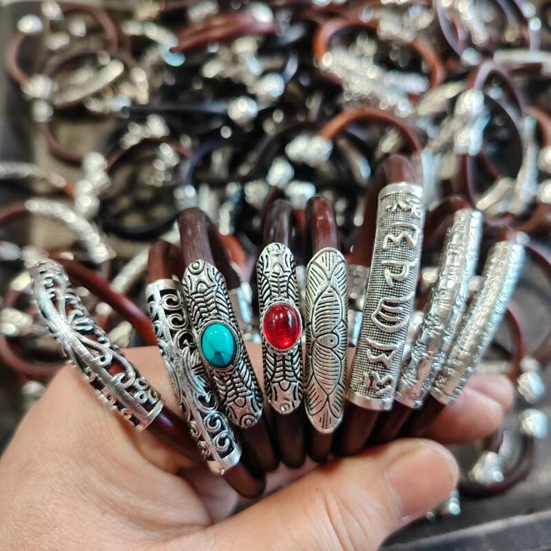 Xizang Authentic Natural Wild Chicken Blood Vine Bracelet, Wholesale Price from Manufacturer, First-Hand Supply