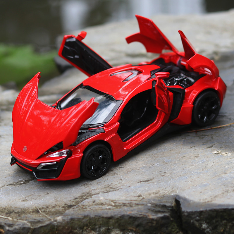 - (Boxed) Fast and Furious Dian Dubai Super Sports Car 132 Hot Selling Car Model Pull Back Door Foreign Trade Hot