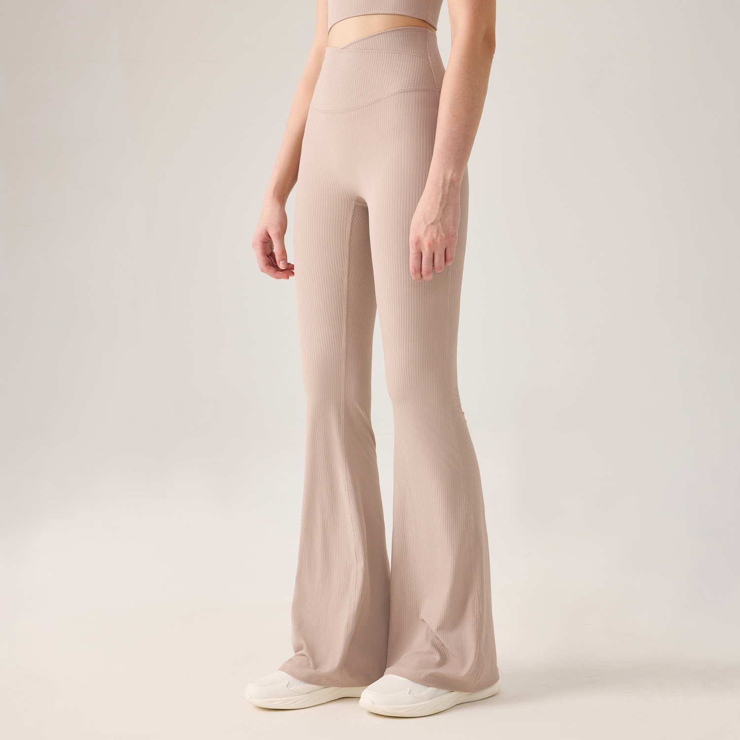 Pantalones de yoga acanalados de cintura alta para primavera y verano, sin líneas incómodas, pantalones largos deportivos casuales para exteriores, pantalones acampanados ajustados que realzan los glúteos y adelgazan la cintura
