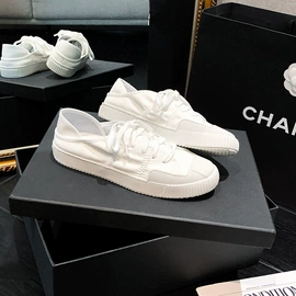 女式休闲单鞋;女式皮靴;女式运动单鞋