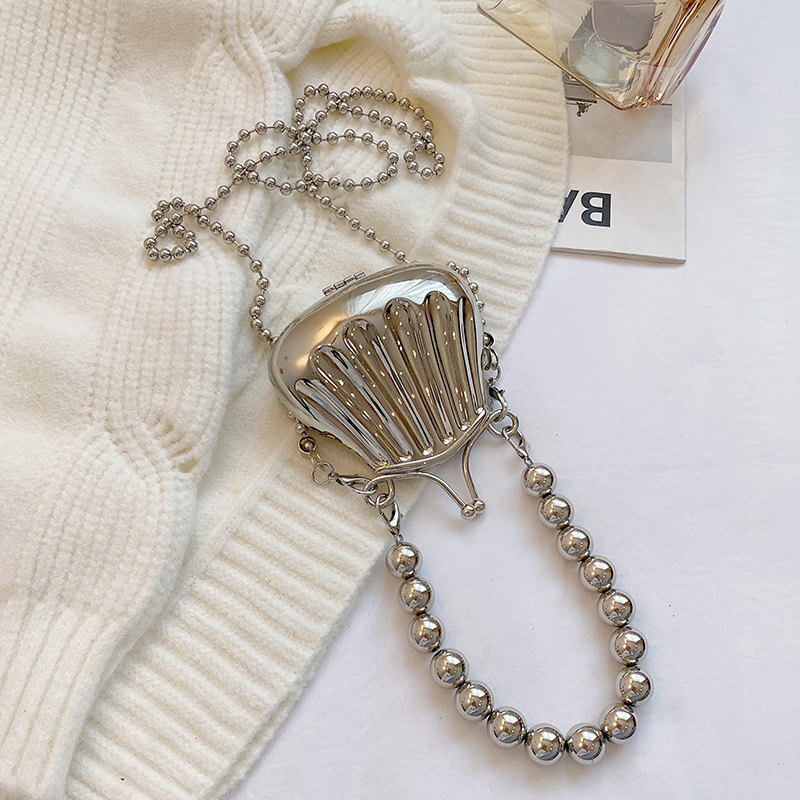 High end Mini Pearl Chain Handheld for Women 2023 New Small Stand One Shoulder Crossbody Shell Blessing Bag_voghion.com