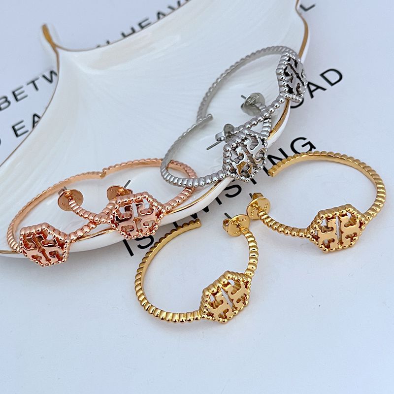 Fashionable elegant small design stone inlay with letters