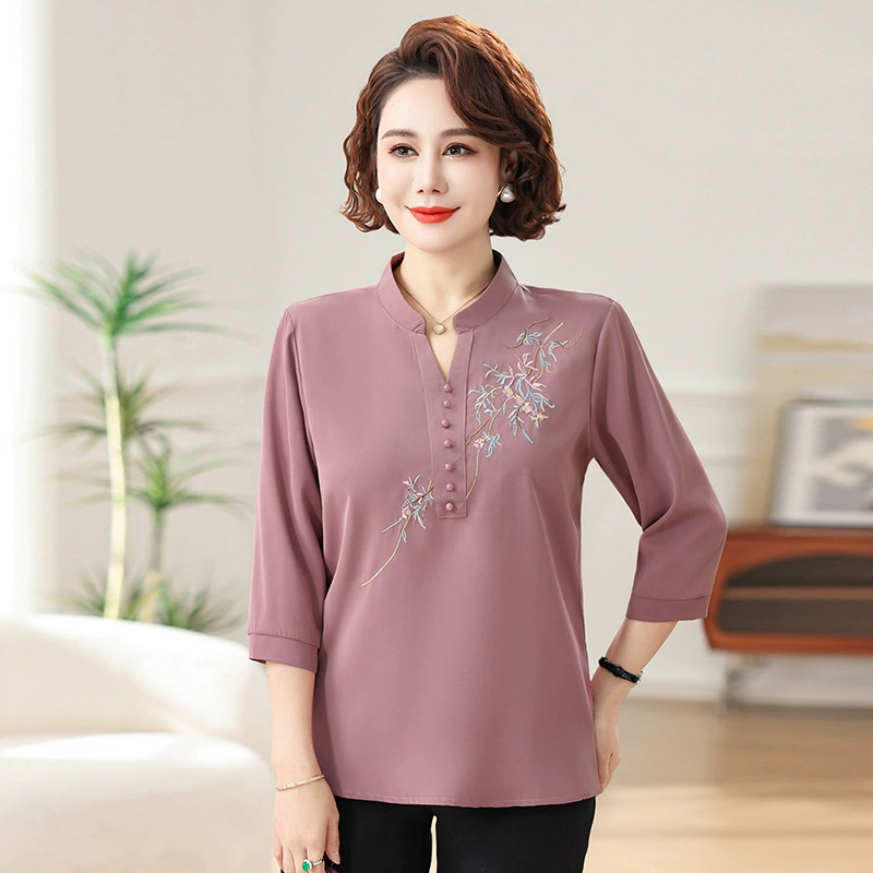 День матери для мамы с V-образным вырезом с короткими рукавами вышитая рубашка 50-летняя женщина среднего и пожилого возраста тонкая холодная футболка топ для женщин оптом