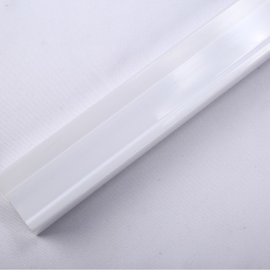 四平市pp塑料灯罩厂家 led硬灯条PC半透明灯罩 塑料型材挤出灯罩