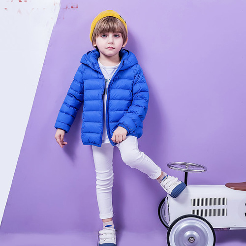 Children's thin white down-filled winter jacket, 90% down, ultra-light and ultra-thin, autumn and winter wear, easy to store and convenient.