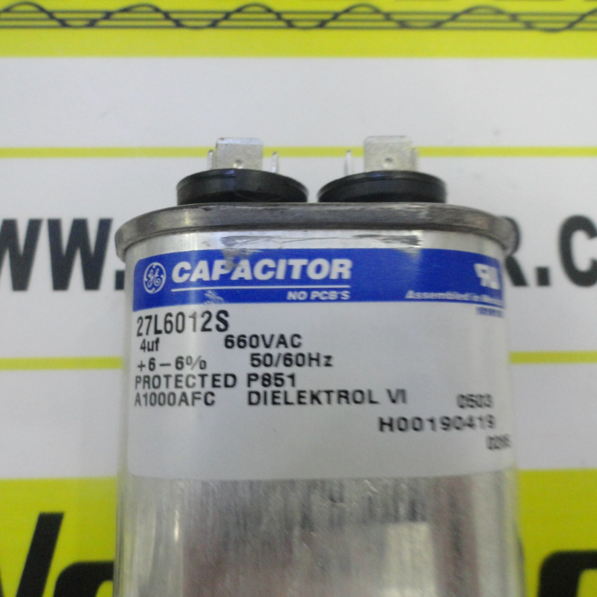 27L6012S    CAPACITOR    电容器
