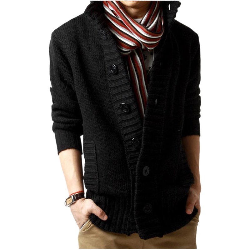 2024秋冬の海賊は男性用セーターを掛けて、新型の韓国版の糸の服のウールのニットの太い針のカーディガンの潮を厚くします。