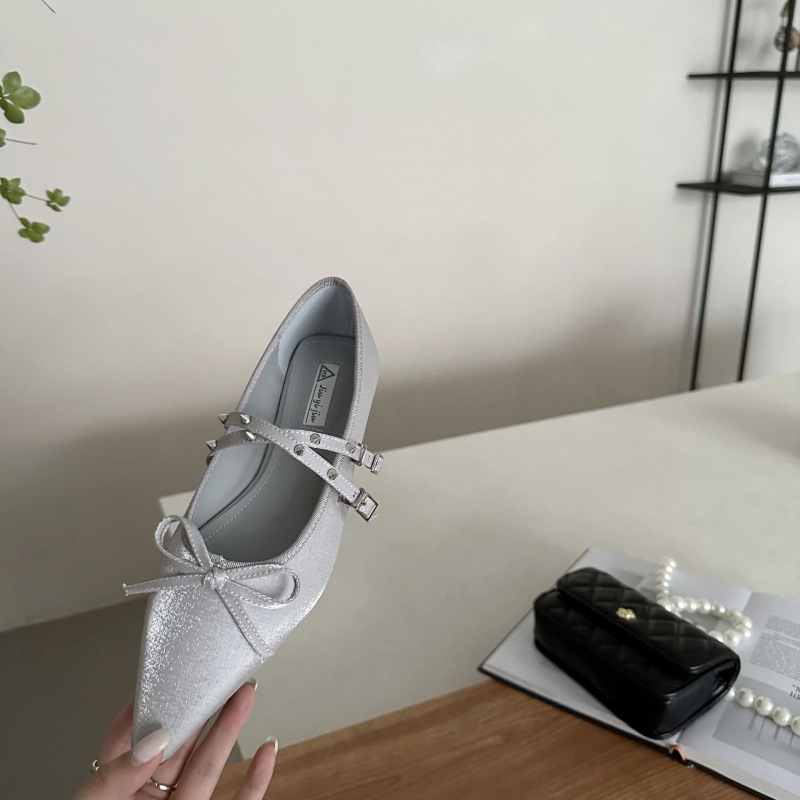 2024 Stagione primaverile e autunnale Nuovo arco, testa appuntita, bocca poco profonda, un gradino, superficie di seta rivettata, elegante piatto piccolo_voghion.com