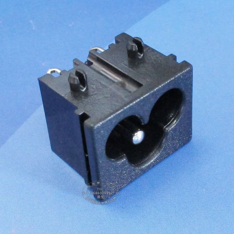 23*18*16.5尾部三脚180度焊线式梅花充电口 适配器三芯AC插座DB-6