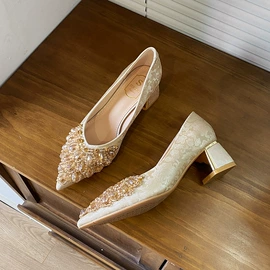 女式时装单鞋;高跟凉鞋;高跟拖鞋