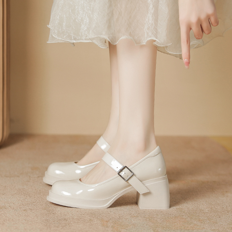 Fairy style French Mary Jane high heels spring and autumn buckle square toe patent leather elegant chunky heel shoes not tired feet
