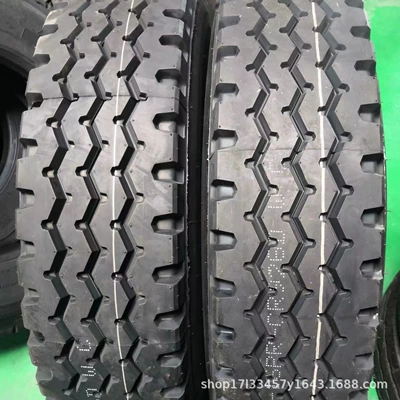 Off-road şinlər, 13 12R22.5 tire - 11r225