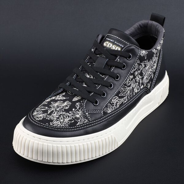 Autumn universal casual breathable sneakers