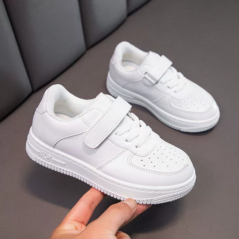 День защиты детей Маленькая белая обувь для мальчиков 2024 Летняя обувь для девочек