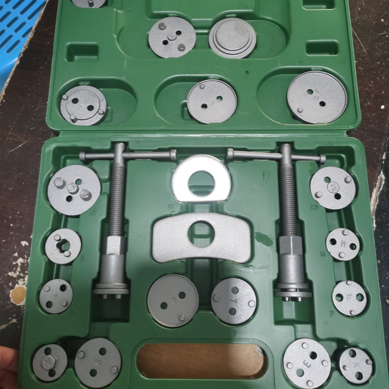 刹车分泵回位工具碟式刹车片拆装 刹车片更换分泵活塞调整工组修