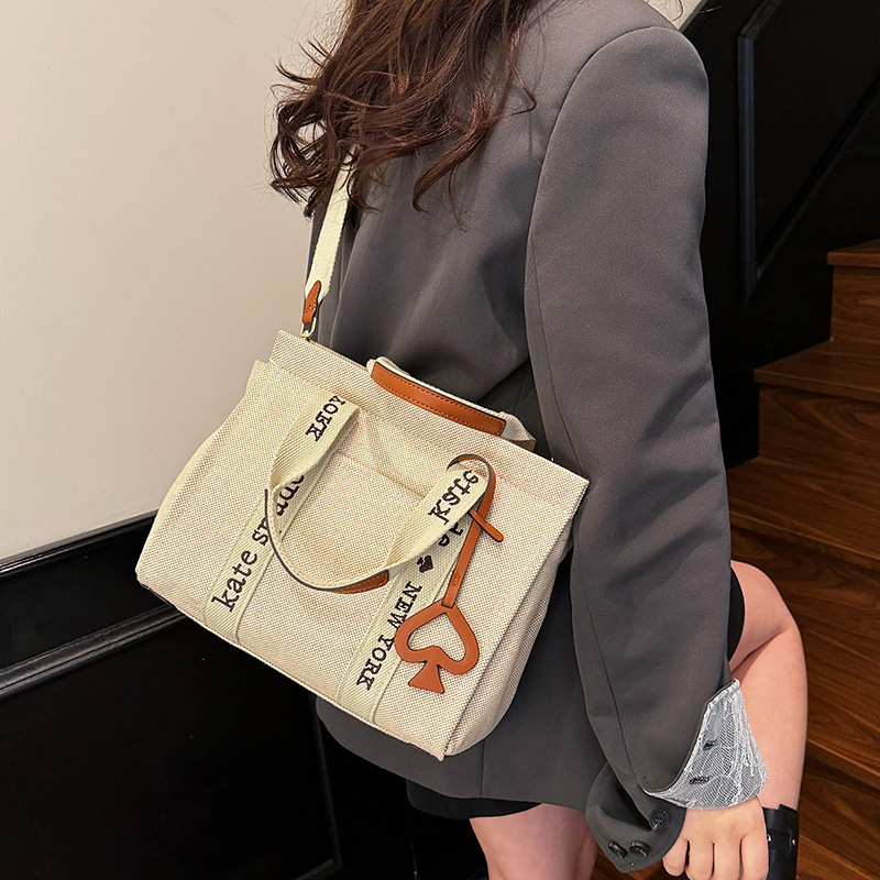 Cross-Border New Lightweight Casual Handbag Women's Bag Large Capacity Commuter Canvas Crossbody Bag Fashionable Versatile Bag