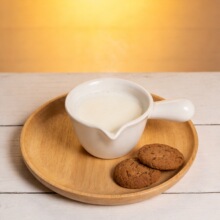 迷你咖啡拉花奶杯带柄小奶罐奶盅陶瓷西餐沙拉酱斗牛排浇汁杯汁勺