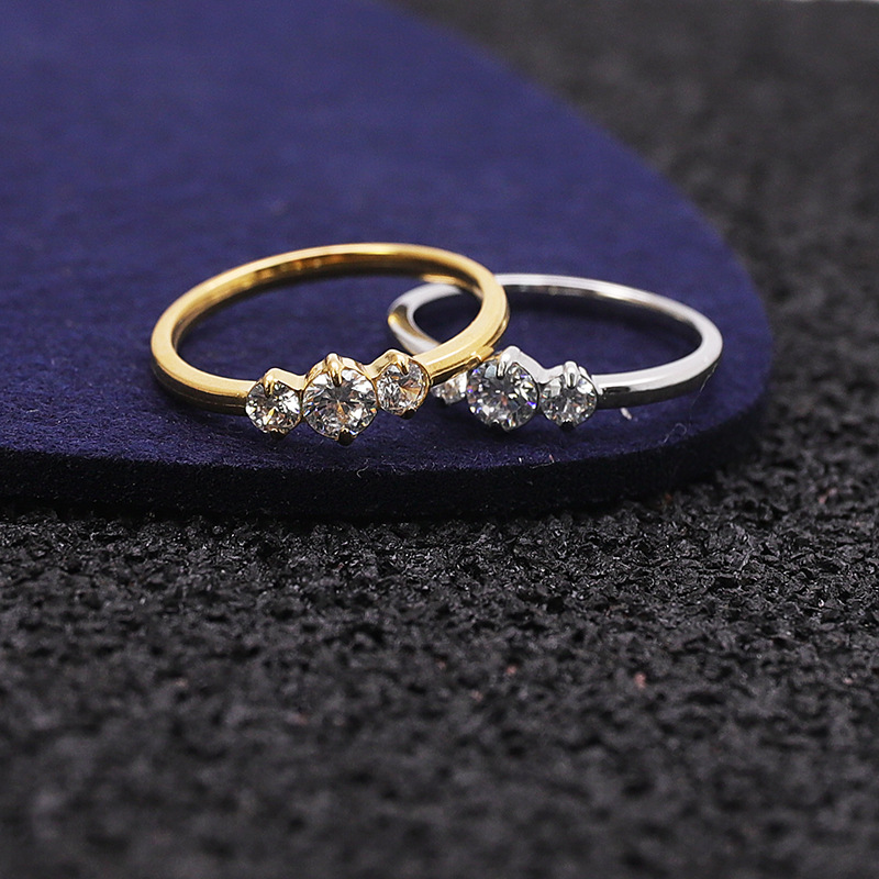 Exquise ring van titaniumstaal met zirkonia voor dames vintage_voghion.com