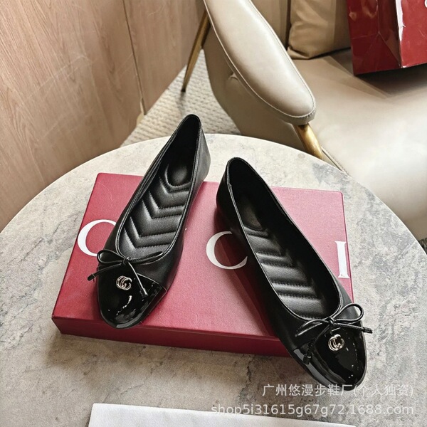 Fashionable ballet shoes with bow flat low-cut