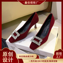 166-40绝美水钻方扣中式秀禾婚鞋新娘鞋女方头高跟羊绒单鞋不累脚