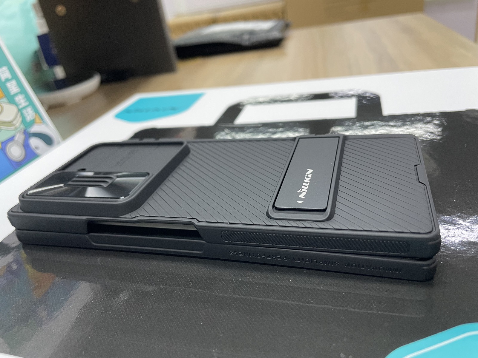 Ốp lưng Samsung Galaxy Z Fold 6 gập có chân đế vô hình, khe cắm bút, gương đen — Gương Đen Fold (Kiểu bộ bút) màu xanh lá cây, Phiên bản đặc biệt không làm, Samsung Z Fold 6 chi tiết 19
