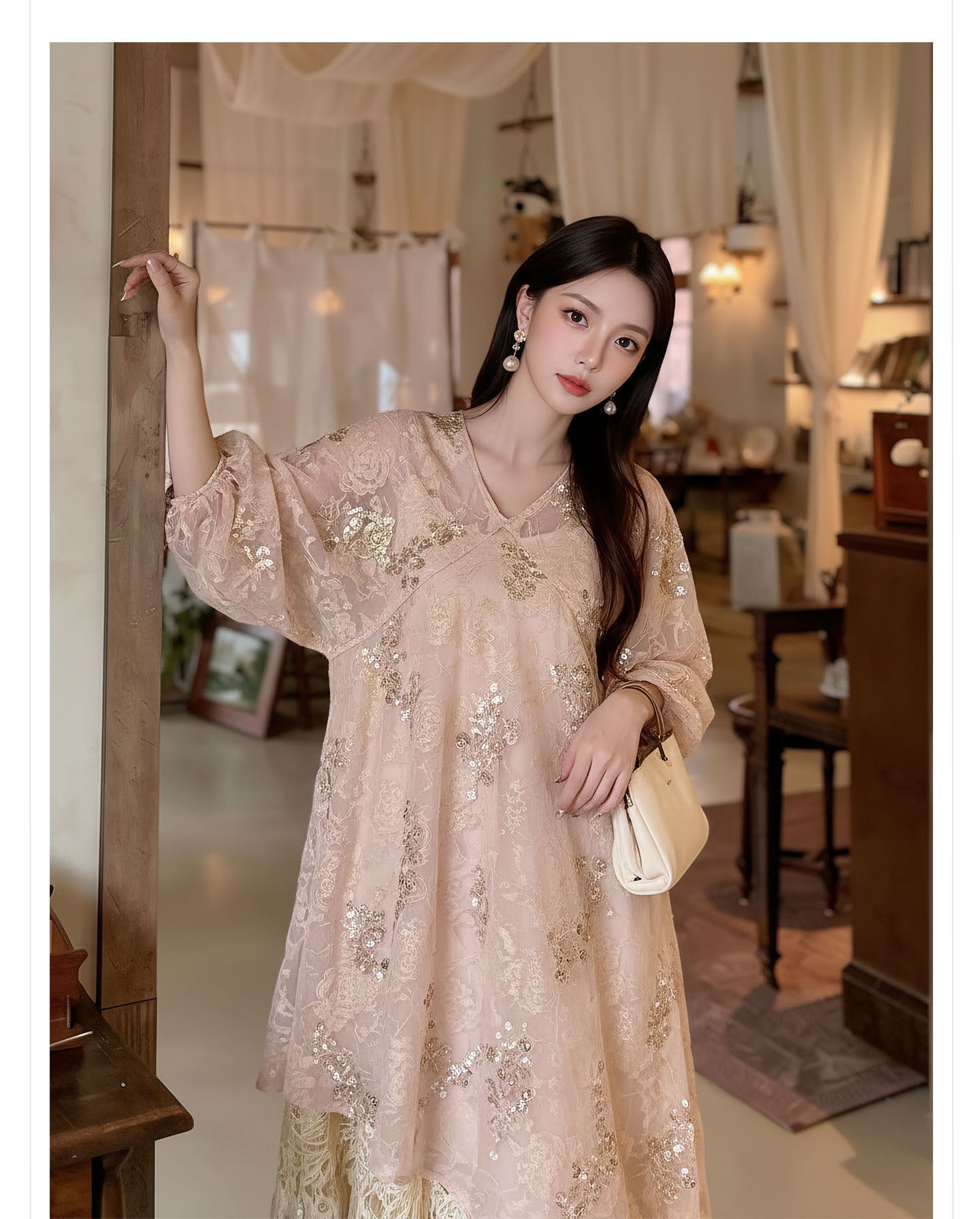 Đầm maxi nữ thắt eo họa tiết hoa thêu phong cách tân cổ điển hai dây — màu hồng chi tiết 3