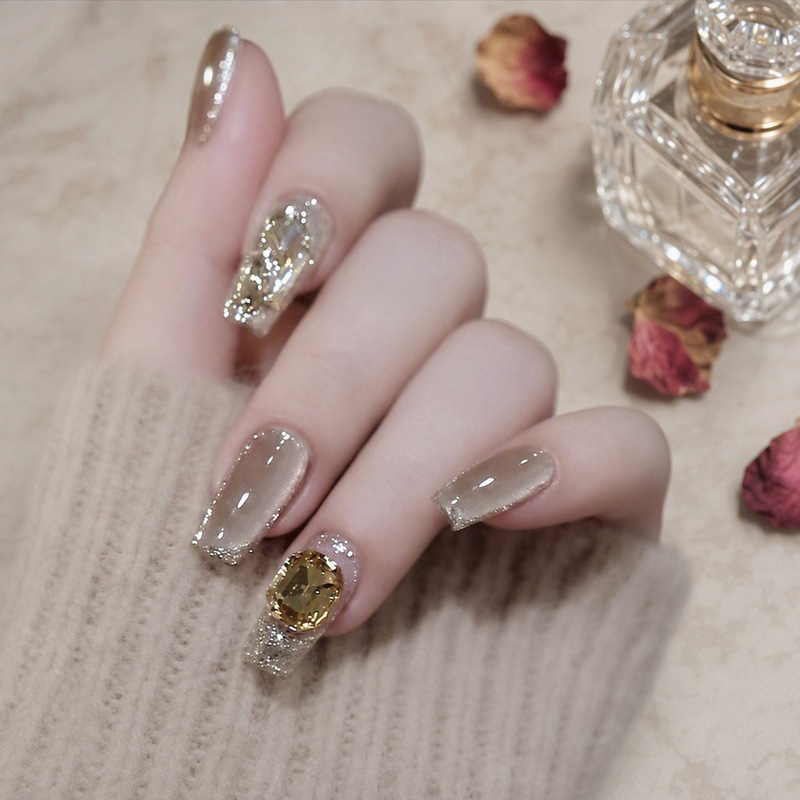 Champagne Cat-Eye Maillard Style Handmade Wearable Nails Wholesale New Nail Art Nail Pieces Removable Fake Nail Stickers Champagne Cat-Eye Maillard Style Handmade Wearable Nails Wholesale New Nail Art Nail Pieces Removable Fake Nail Stickers