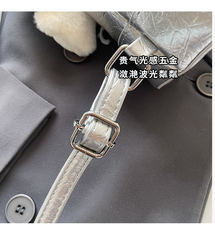 Stylish and sweet casual mini shopping and travel backpack 2025 New style, trendy and versatile solid color hand-held backpack Item Picture